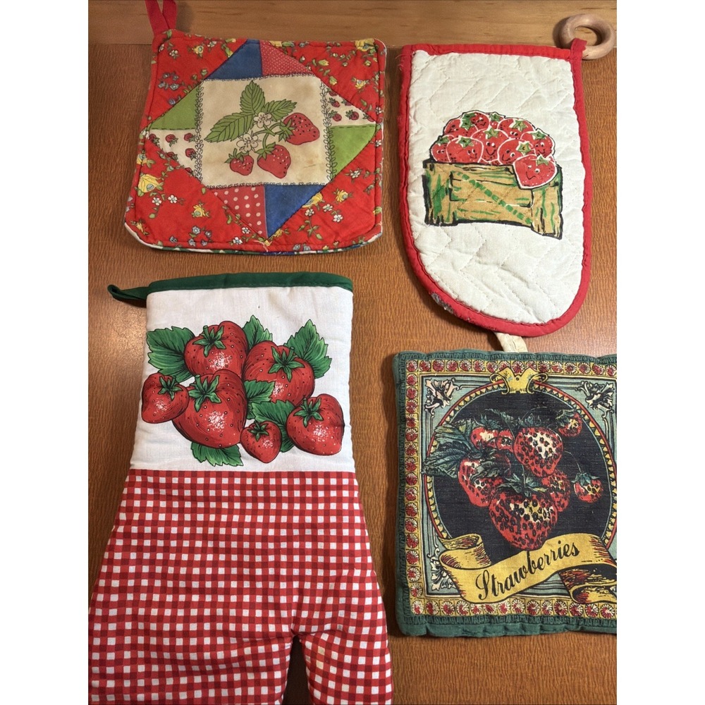 Vintage Pot Holders Lot Of 4 Well Loved & Used Design Patchwork Strawberry